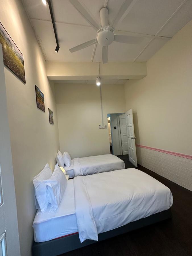 22A Hostel George Town Esterno foto