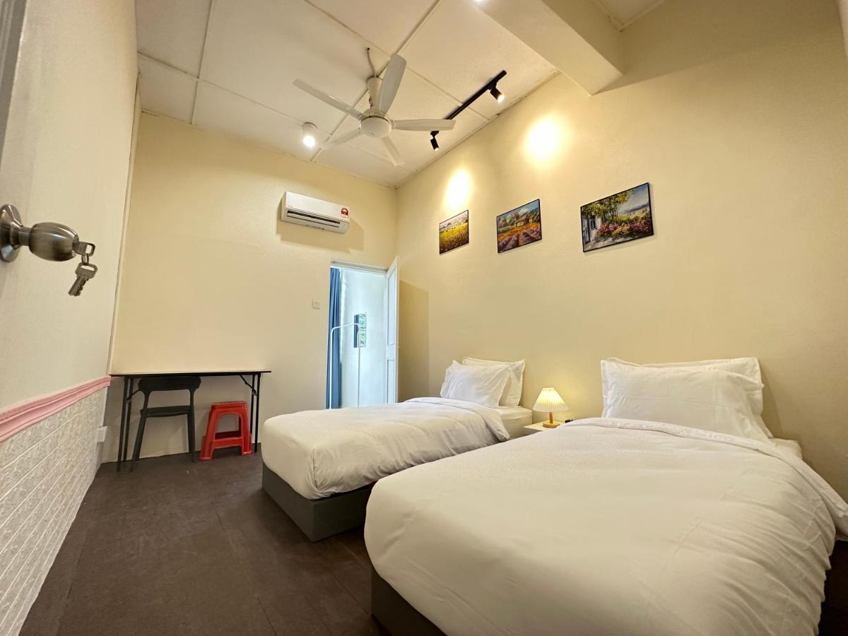 22A Hostel George Town Esterno foto