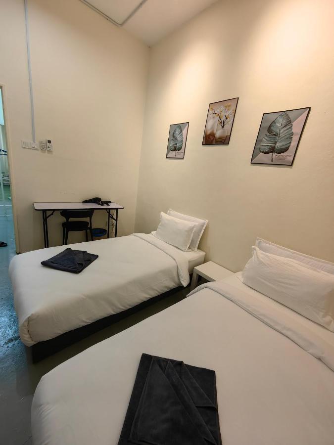 22A Hostel George Town Esterno foto