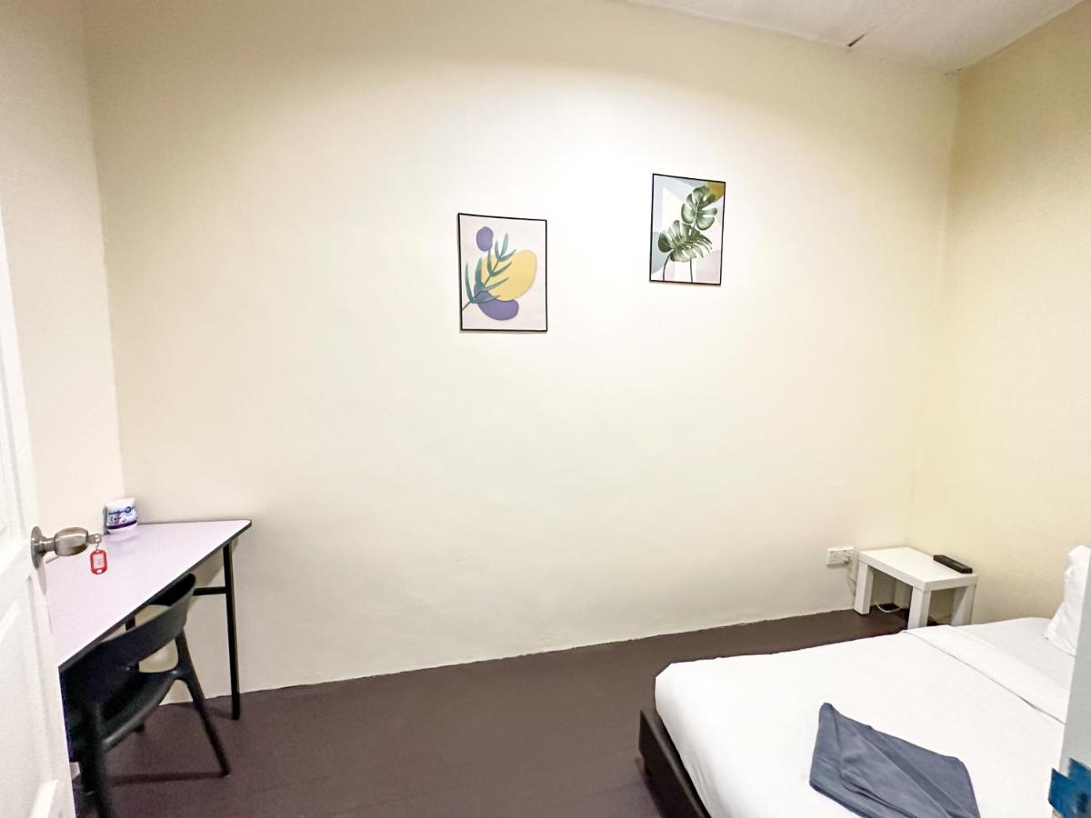 22A Hostel George Town Esterno foto